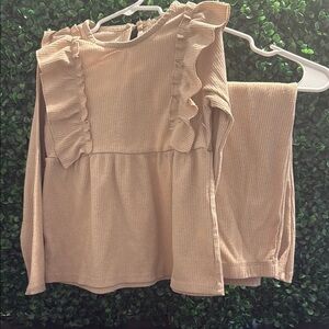 Ruffled and Gold Glitter Beige long sleeve pants set for girls size 6